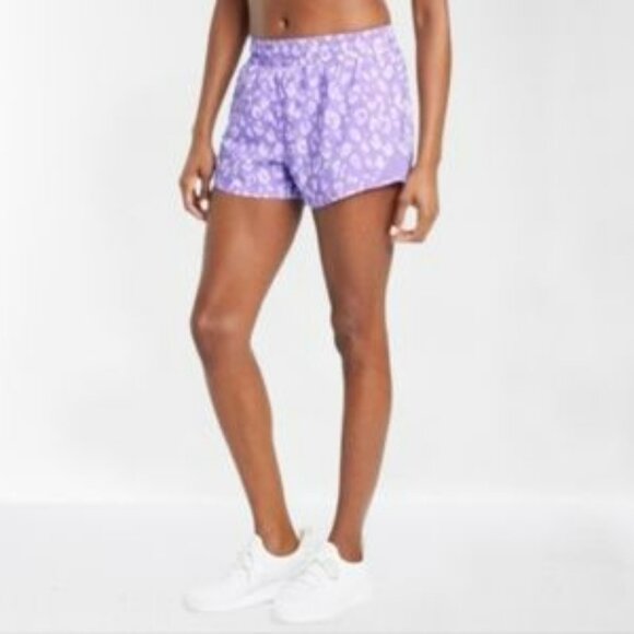 Women's Mid-Rise Run Shorts 3" All in Motion Purple Animal Print - Picture 1 of 2